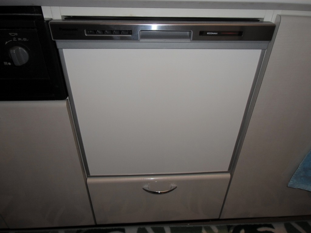 Panasonic製食器洗い乾燥機 NP-45MS6S