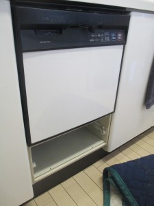 パナソニック製食器洗い乾燥機　NP-P45X1P1AA