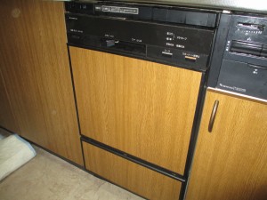 パナソニック製食器洗い乾燥機　NP-45A1P1AA