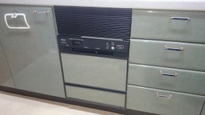 サンヨー製食器洗い乾燥機　DW-S23BR