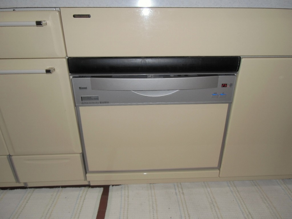 リンナイ製食器洗い乾燥機 RKW-601C-SV