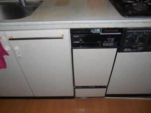 パナソニック製食器洗い乾燥機　NP-U30A1P1