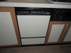 サンウェーブ製食器洗い乾燥機　MSW-4531