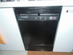パナソニック製食器洗い乾燥機　NP-P45D1P1