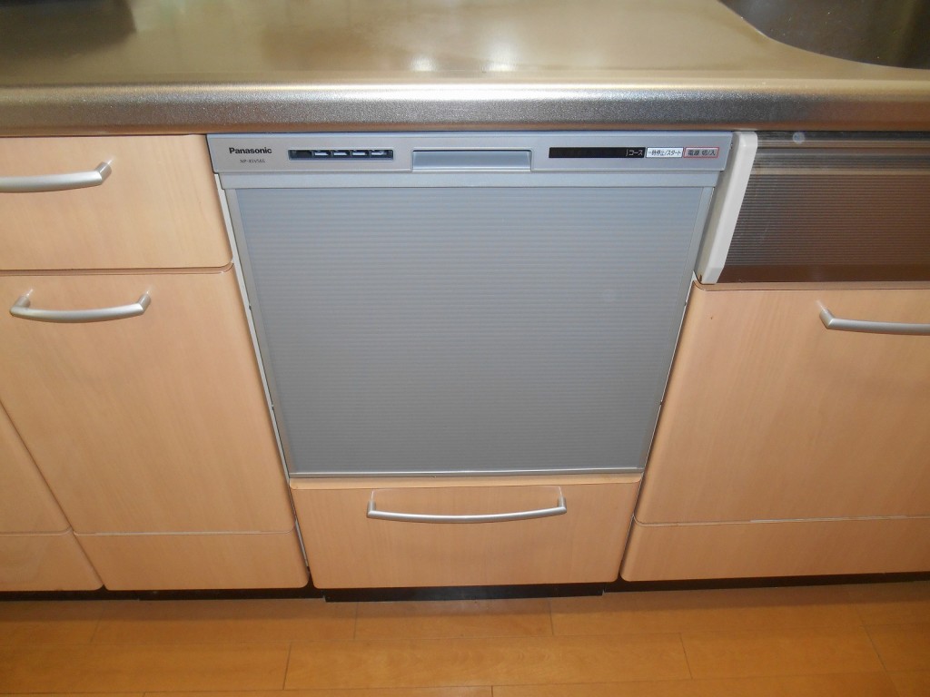 Panasonic製食器洗い乾燥機 NP-45VS6S