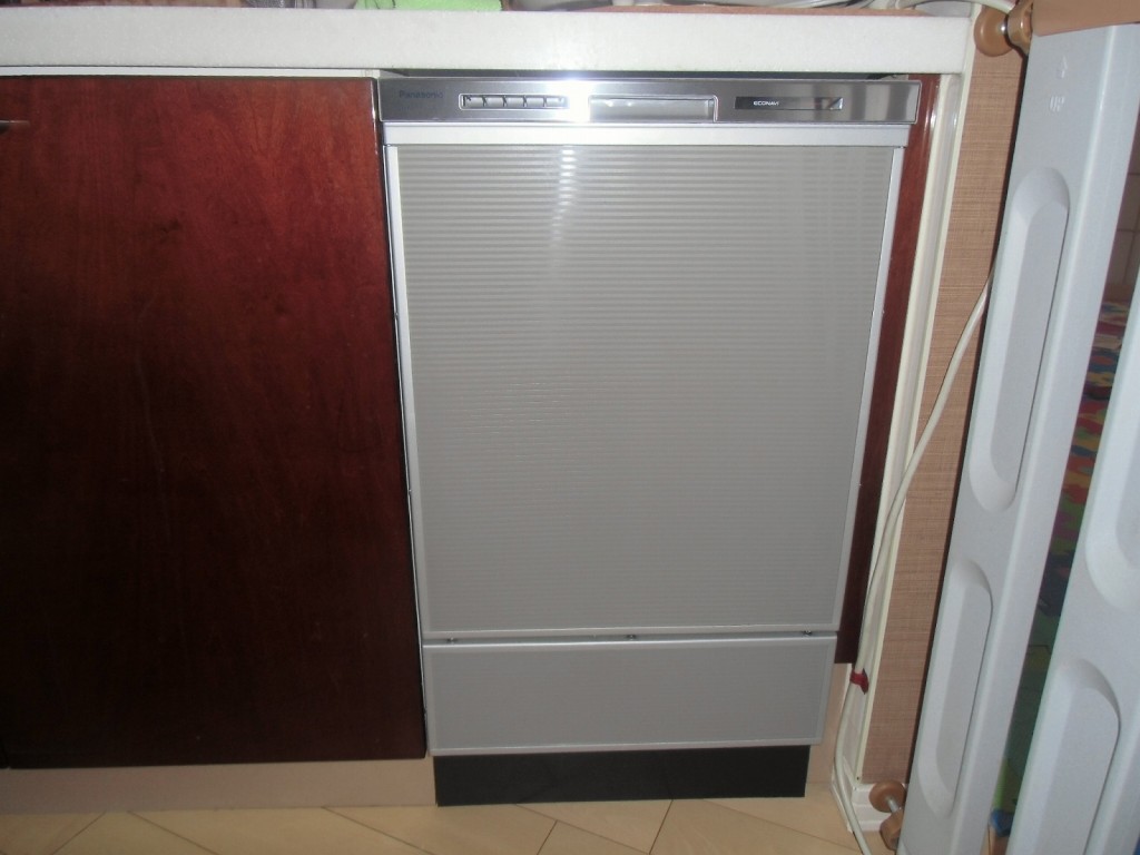 Panasonic製食器洗い乾燥機 NP-45MD6