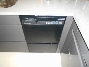 パナソニック製食器洗い乾燥機　MA-D451T