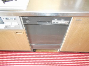サンウェーブ製食器洗い乾燥機　SW-550C