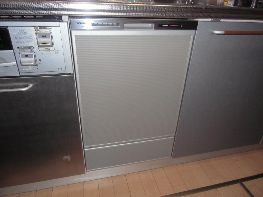 Panasoic製食器洗い乾燥機　NP-45MD7S