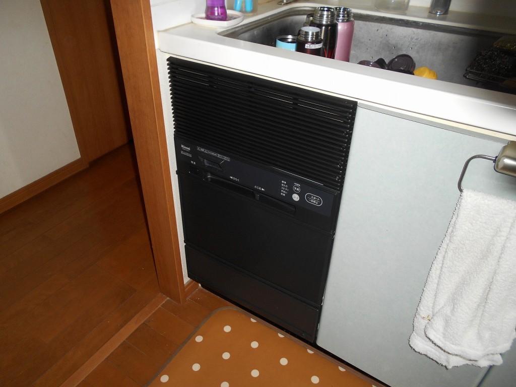 リンナイ製食器洗い乾燥機　RKWA-F401A