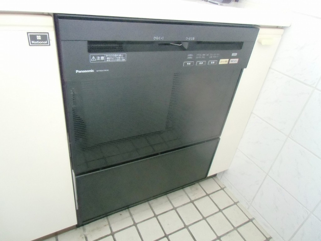 Panasonic製食器洗い乾燥機 NP-P60V1PKPK