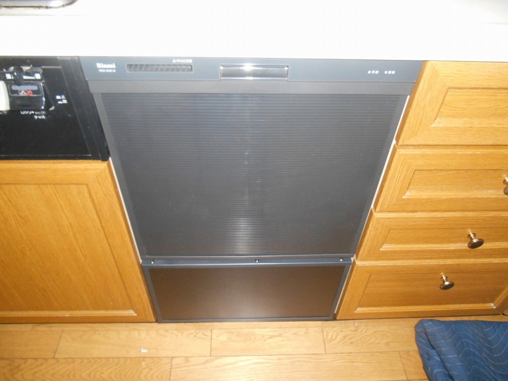 リンナイ製食器洗い乾燥機　RKW-404A-B