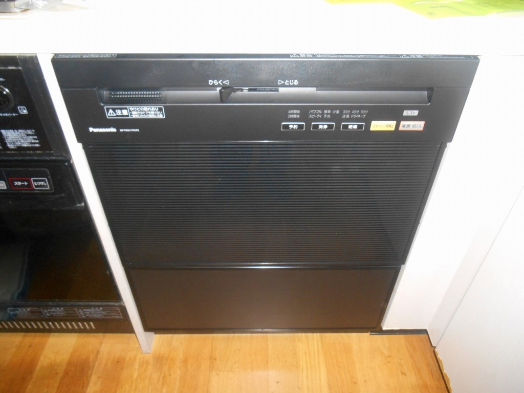 Panasonic製食器洗い乾燥機　NP-P60V1PKPK