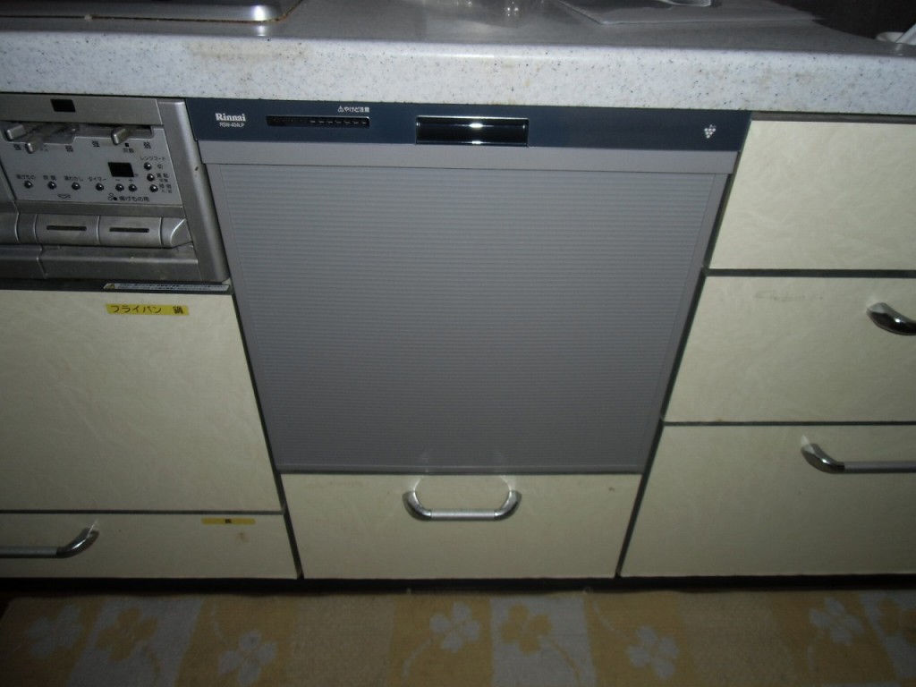 リンナイ製食器洗い乾燥機　RSW-404LP