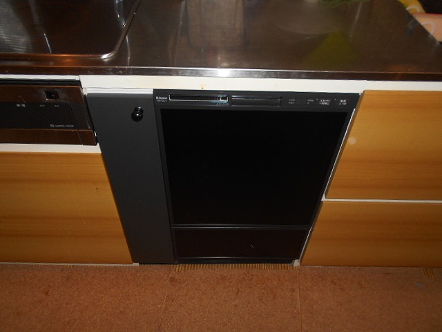 リンナイ製食器洗い乾燥機 RSW-F402C-B AD-KB15AS85