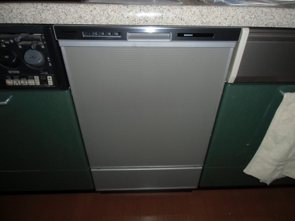 Panasonic製食器洗い乾燥機NP-45MD7S 　