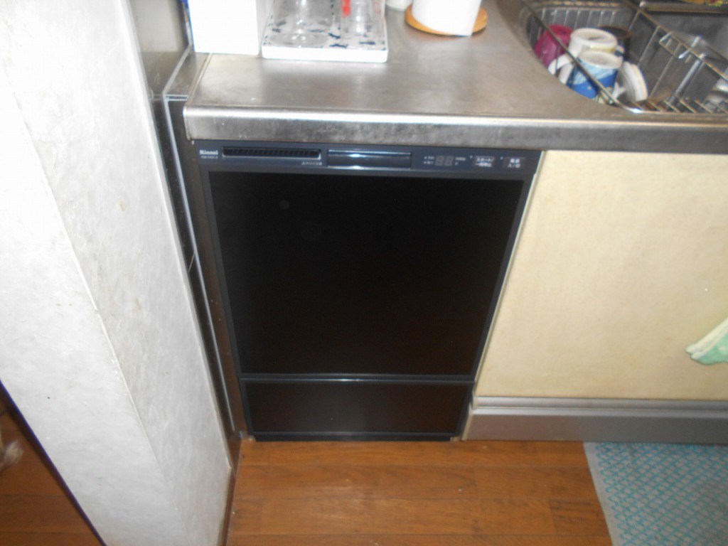 リンナイ製食器洗い乾燥機 RSW-F402C-B