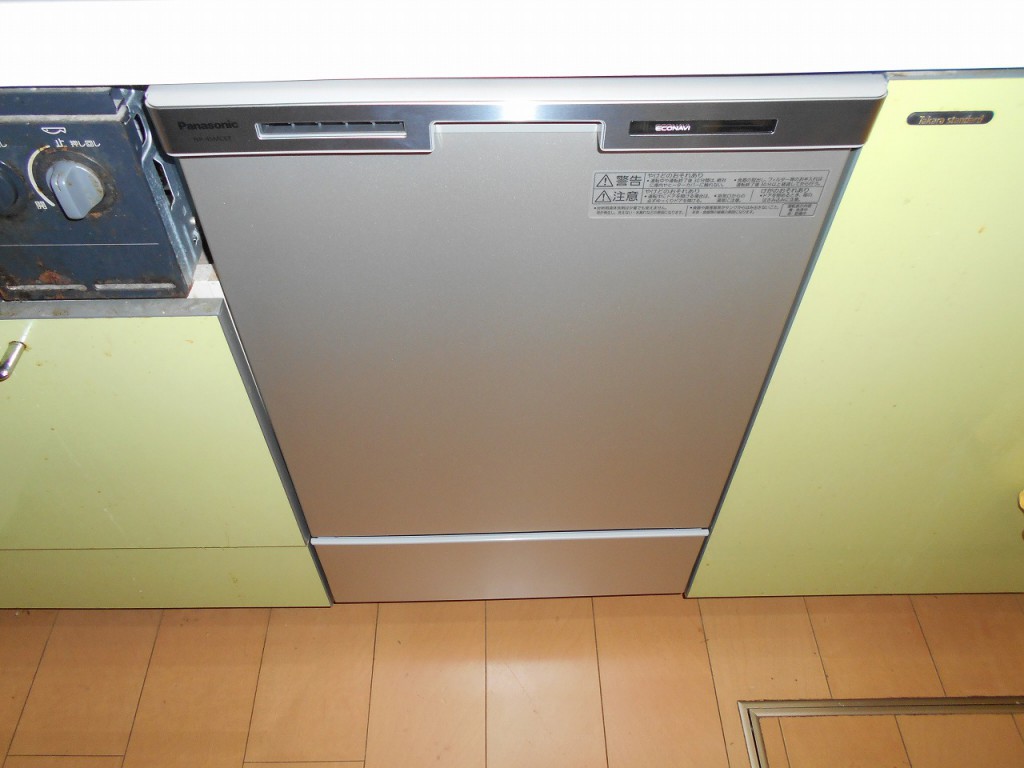 Panasonic製食器洗い乾燥機 NP-45MC6T　