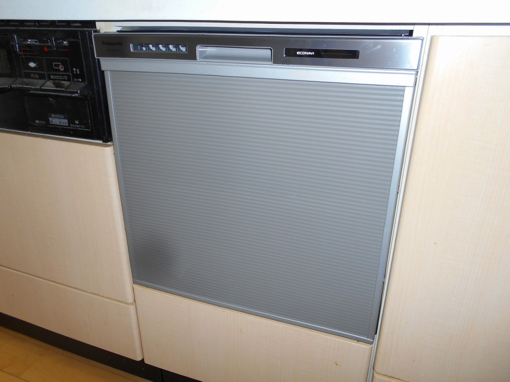Panasonic製食器洗い乾燥機 NP-45MS8S　　