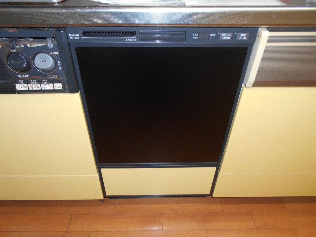 リンナイ製食器洗い乾燥 RSW-F402C-B