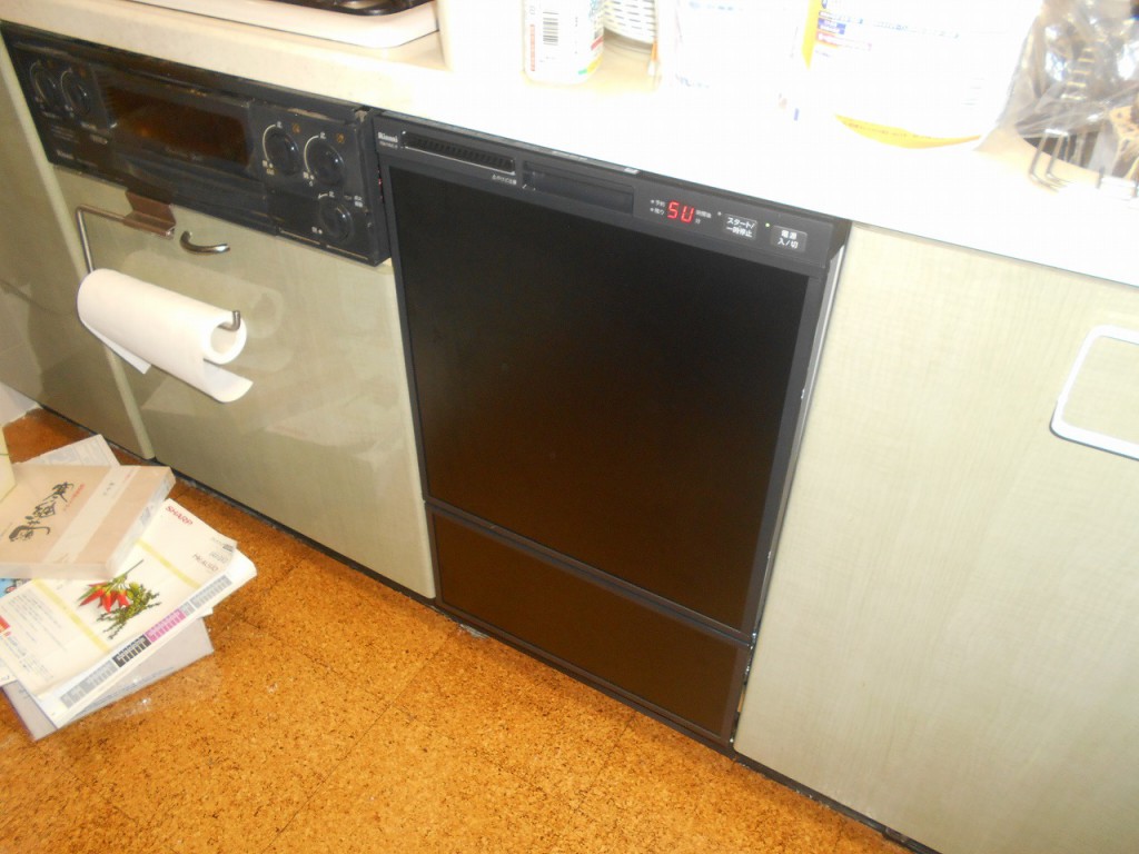 リンナイ製食器洗い乾燥 RSW-F402C-B