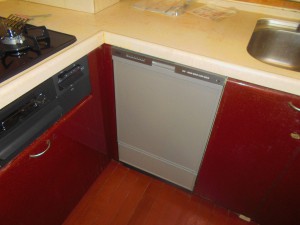 リンナイ製食器洗い乾燥機　RSW-SD401GP