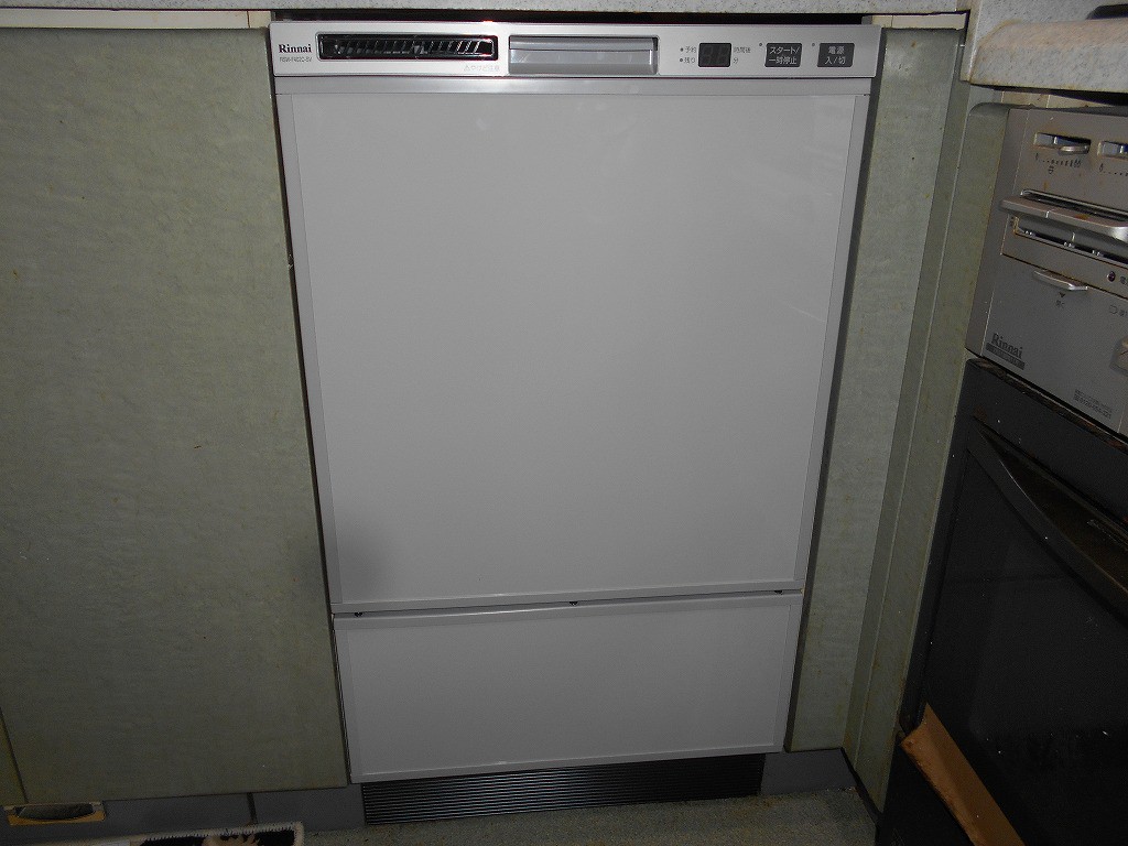 リンナイ製食器洗い乾燥機　RSW-F402C-SV　