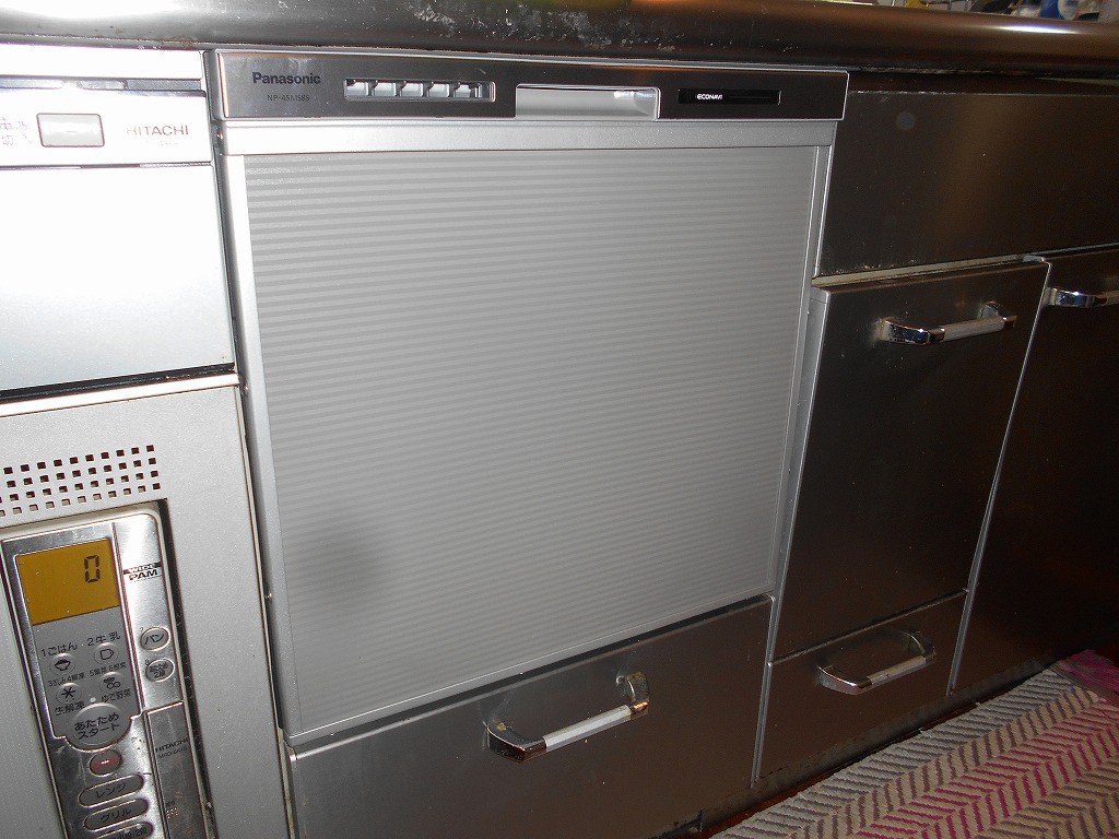 Panasonic製食器洗い乾燥機 NP-45MS8S　