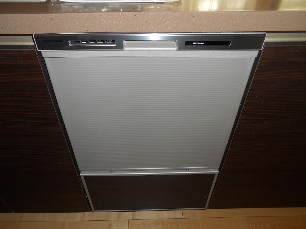 Panasonic製食器洗い乾燥機 NP-45MS8S