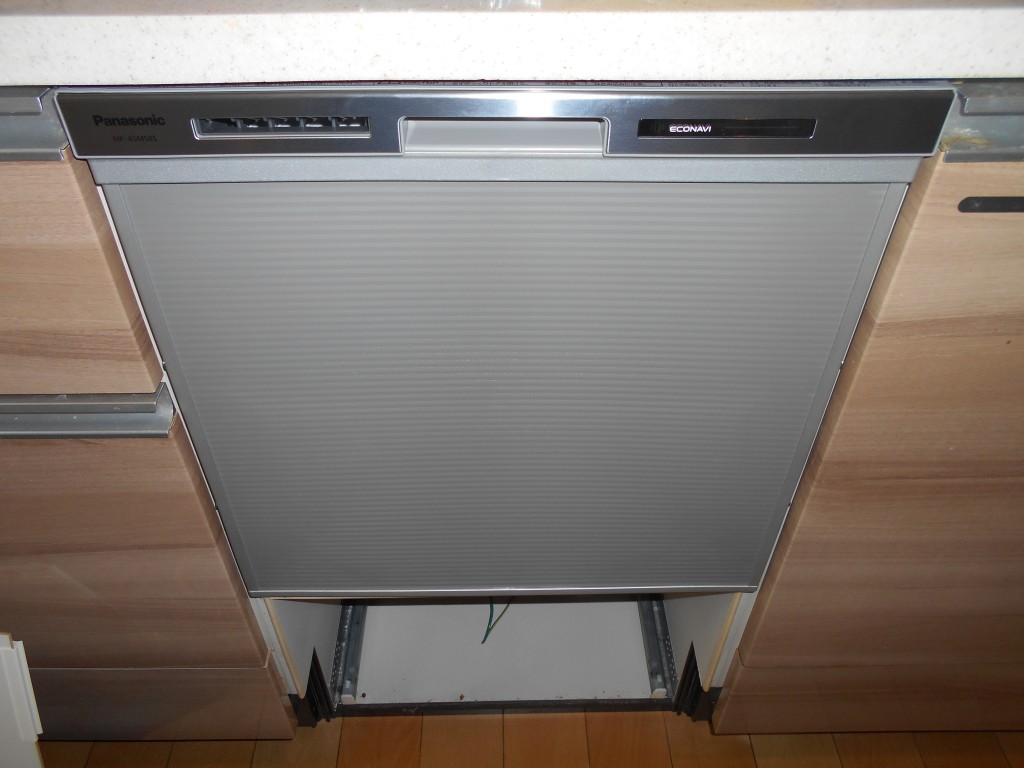 Panasonic製食器洗い乾燥機　NP-45MS8S