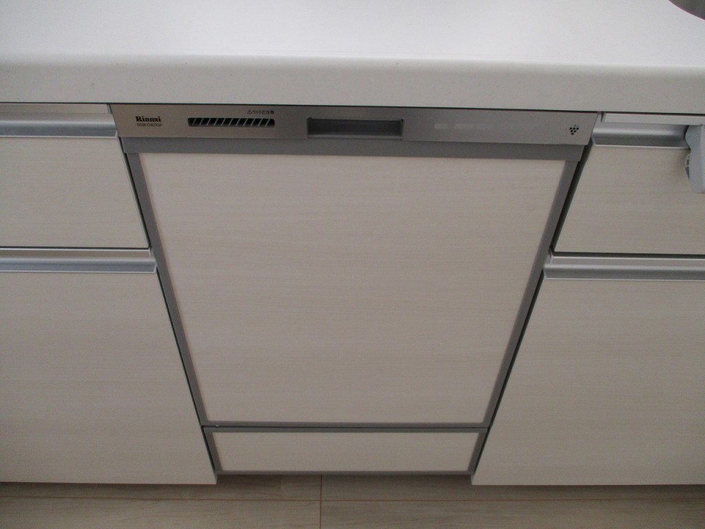 リンナイ製食器洗い乾燥機　RSW-SD401GPE