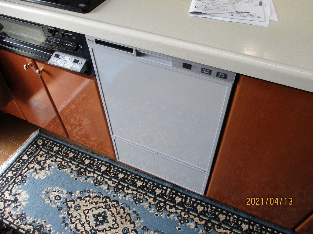 リンナイ製食器洗い乾燥 RSW-F402C-SV (シルバー)