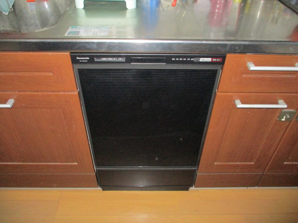 Panasonic製食器洗い乾燥機 NP-45RD9K