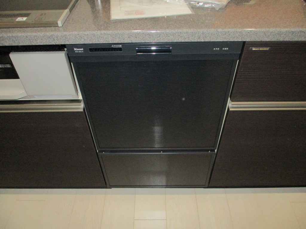 リンナイ製食器洗い乾燥機 RKW-404C-B