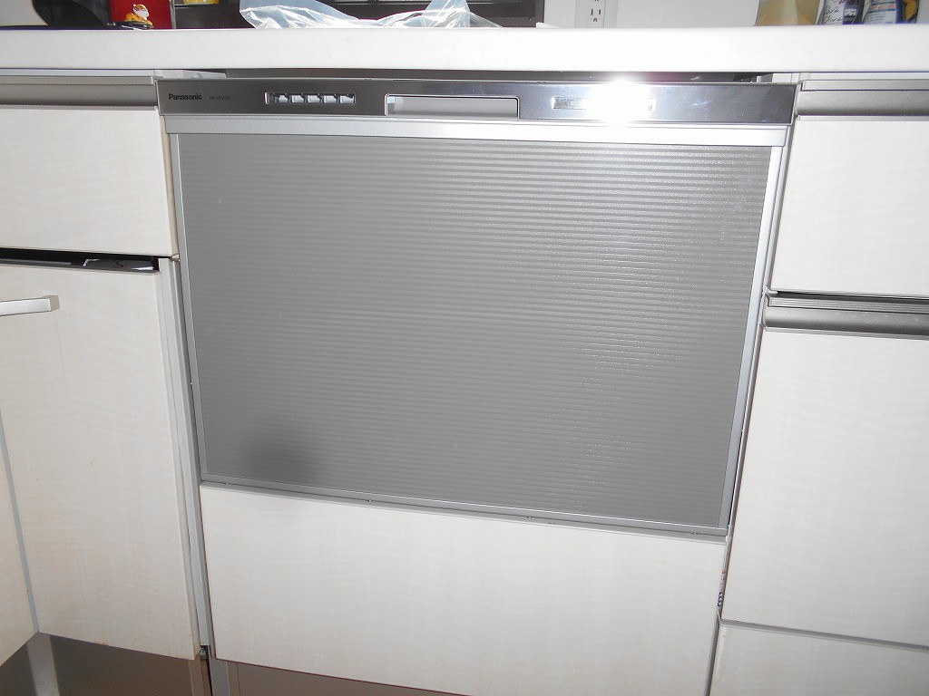 Panasonic製食器洗い乾燥機　NP-60MS8S