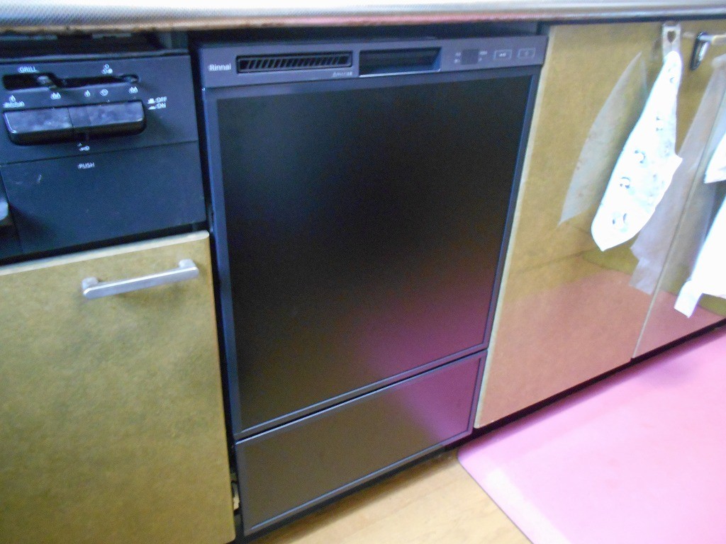 リンナイ製食器洗い乾燥機 RSW-F402CA-B