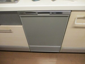 Panasonic製食器洗い乾燥機 NP-45MD5S