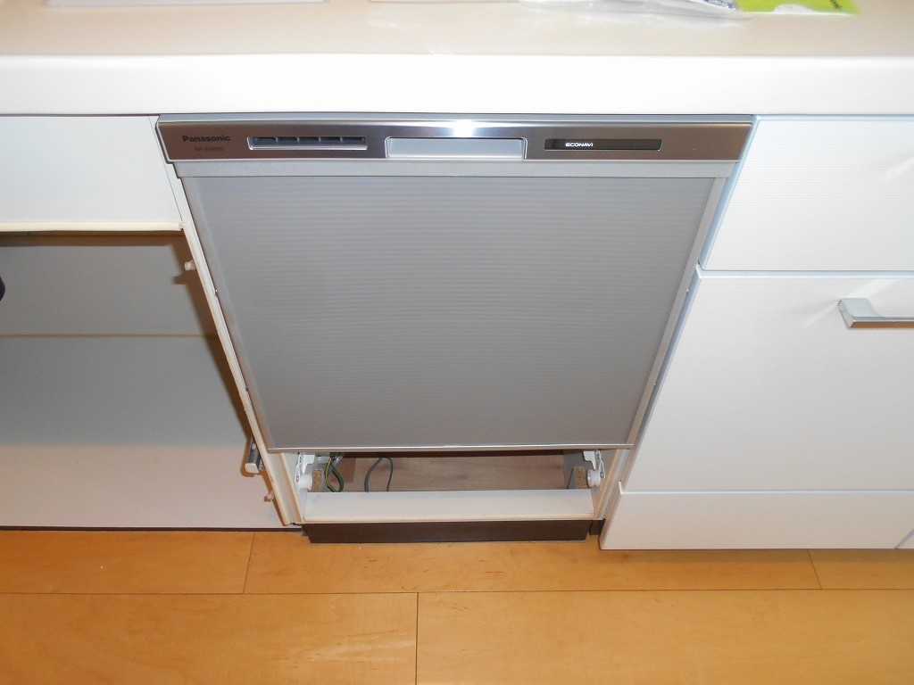Panasonic製食器洗い乾燥機 NP-45MS9S 　